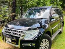 Mitsubishi Montero V6 2012 SUV