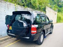 https://riyasewana.com/uploads/mitsubishi-montero-v6-216352324523.jpg