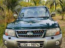 Mitsubishi Montero V6 2002 SUV