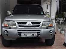Mitsubishi Montero V6 2003 SUV