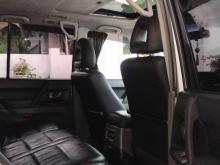 https://riyasewana.com/uploads/mitsubishi-montero-v6-261118086354.jpg