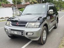 Mitsubishi MONTERO V6 2001 SUV