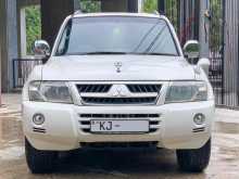 Mitsubishi Montero V6 2002 SUV