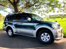 Mitsubishi Montero V6 2004 SUV