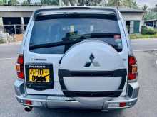 https://riyasewana.com/uploads/mitsubishi-montero-v6-821091522542.jpg