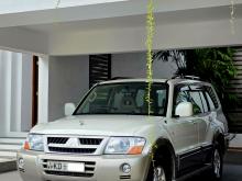 https://riyasewana.com/uploads/mitsubishi-montero-v76w-1519184017195.jpg