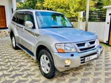 Mitsubishi Montero V77 3.8L V6 2005 SUV