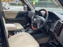 https://riyasewana.com/uploads/mitsubishi-montero-v78w-1113332622603.jpg