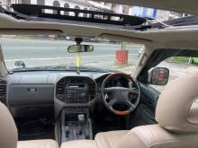 https://riyasewana.com/uploads/mitsubishi-montero-v78w-1113344124703.jpg