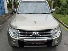 Mitsubishi Montero V93 2010