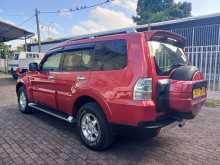 https://riyasewana.com/uploads/mitsubishi-montero-v93-2171719733.jpg