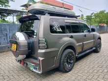 https://riyasewana.com/uploads/mitsubishi-montero-v93-27192311313.jpg