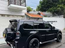 https://riyasewana.com/uploads/mitsubishi-montero-v97-2007-2711145912903.jpg