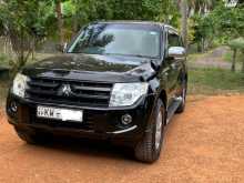 Mitsubishi Montero V98 2013 SUV