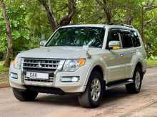 Mitsubishi Montero V98 4M41 2013 SUV