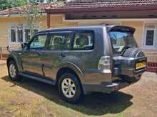 Mitsubishi Montero V98 2013 SUV