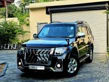 https://riyasewana.com/uploads/mitsubishi-montero-v98-271716234253.jpg