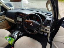 https://riyasewana.com/uploads/mitsubishi-montero-v98-32211276935.jpg