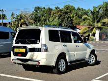 https://riyasewana.com/uploads/mitsubishi-montero-v98-4904536186.jpg
