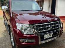Mitsubishi MonteroGLS 2015 SUV