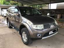 https://riyasewana.com/uploads/mitsubishi-monterosport-2011-2415101712233.jpg