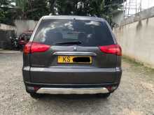https://riyasewana.com/uploads/mitsubishi-monterosport-2011-313083712792.jpg