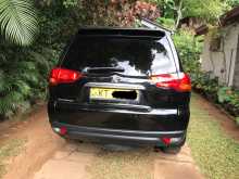 https://riyasewana.com/uploads/mitsubishi-monterosport-2012-1410420612722.jpg