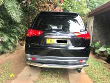https://riyasewana.com/uploads/mitsubishi-monterosport-2012-3011501912604.jpg