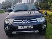 https://riyasewana.com/uploads/mitsubishi-monterosport-25648455002.jpg