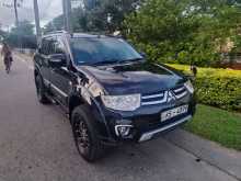 https://riyasewana.com/uploads/mitsubishi-monterosport-71210234152.jpg