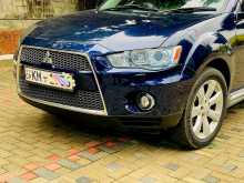 Mitsubishi Outlander 2010 SUV