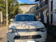 Mitsubishi Outlander 2015 SUV
