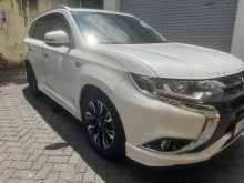 Mitsubishi Outlander 2015 SUV