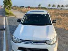 https://riyasewana.com/uploads/mitsubishi-outlander-102304304062.jpg