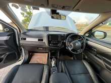 https://riyasewana.com/uploads/mitsubishi-outlander-102304314663.jpg