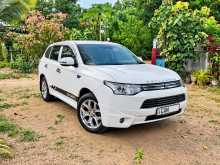 Mitsubishi Outlander 2014 SUV