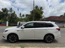 Mitsubishi Outlander 2016 SUV