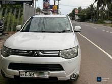 Mitsubishi Outlander 2013 Van