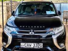 Mitsubishi Outlander 2015 SUV