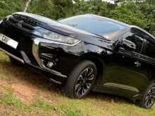 Mitsubishi Outlander 2015 SUV