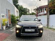 Mitsubishi Outlander 2010 SUV