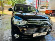 Mitsubishi Outlander 2017 SUV