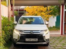Mitsubishi Outlander 2015 SUV
