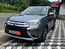 Mitsubishi Outlander 2015 SUV