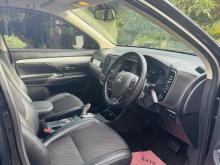https://riyasewana.com/uploads/mitsubishi-outlander-1617345624901.jpg