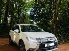 Mitsubishi Outlander 2015 SUV