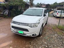 Mitsubishi Outlander 2014 SUV