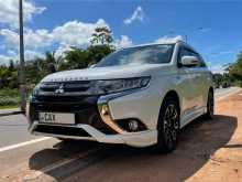 Mitsubishi Outlander 2015 SUV