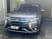 Mitsubishi Outlander 2015 SUV