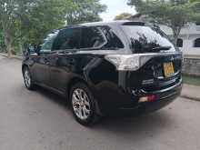 https://riyasewana.com/uploads/mitsubishi-outlander-18185528354.jpg